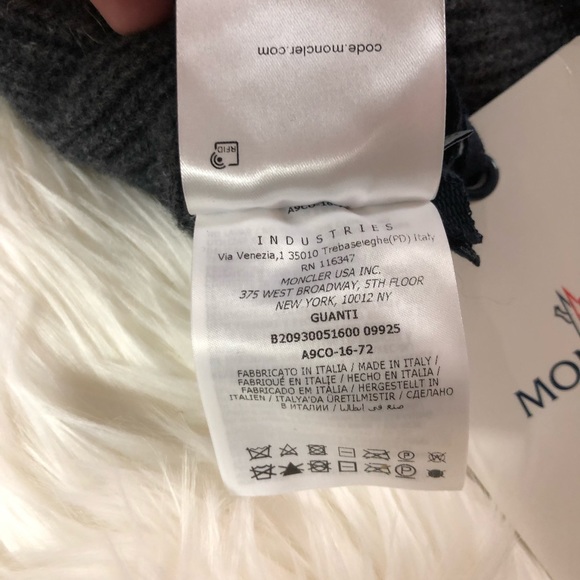 Moncler Cashmere, Wool, Leather and Marmot Fur New With Tags Size Small - Picture 7 of 8